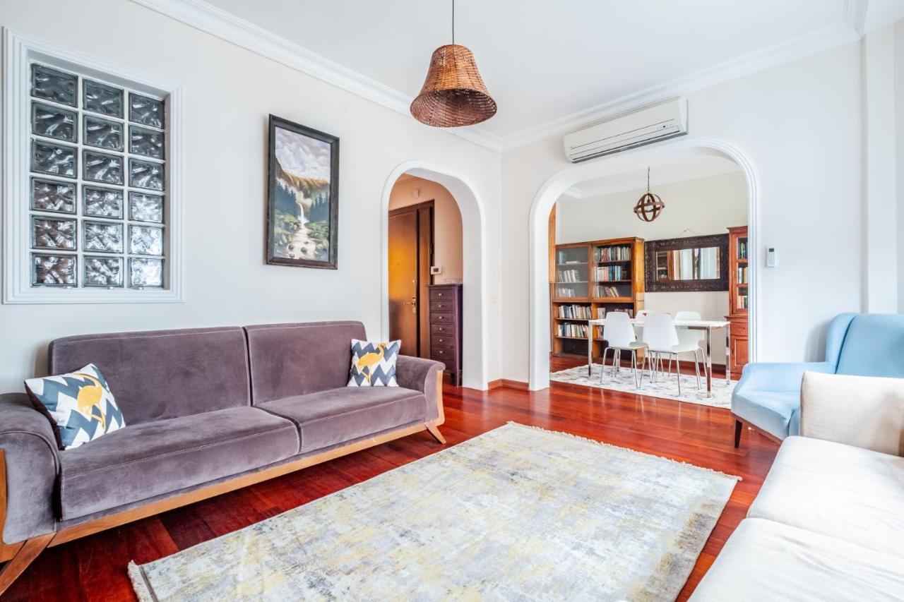 Centrally Located Apartment With Balcony In Sisli Isztambul Kültér fotó