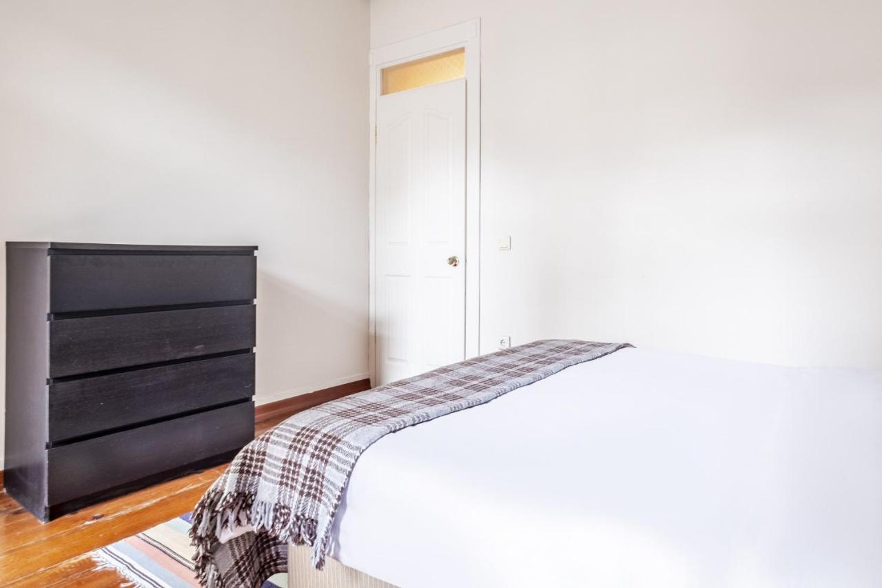 Centrally Located Apartment With Balcony In Sisli Isztambul Kültér fotó
